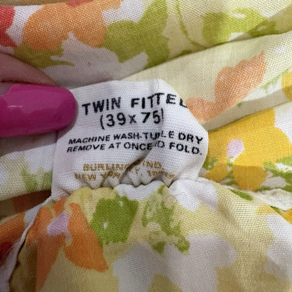 Vtg 70s Burlington House Love Knots Twin Fitted Sheet Yellow Floral Percale MCM